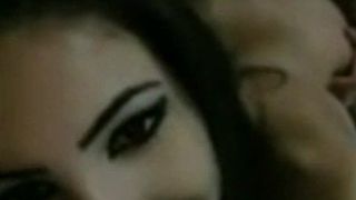 Молодая няшка в лифте отсосала у кавказца и приняла его сперму в ротик